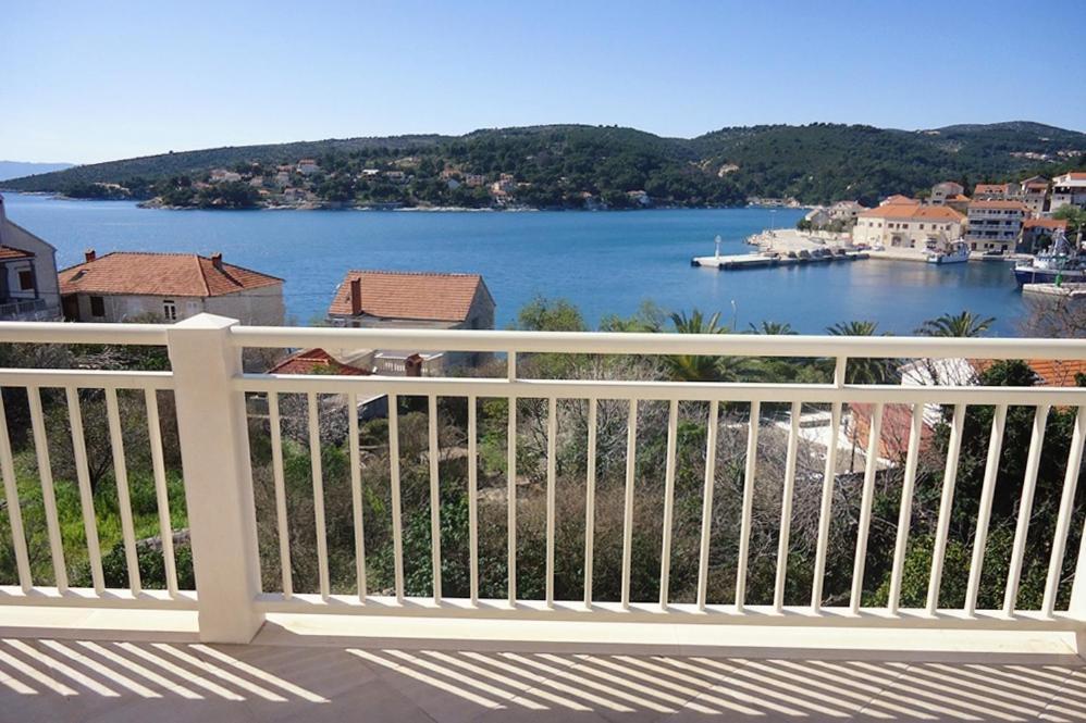 Apartments By The Sea Sumartin, Brac - 5620 외부 사진